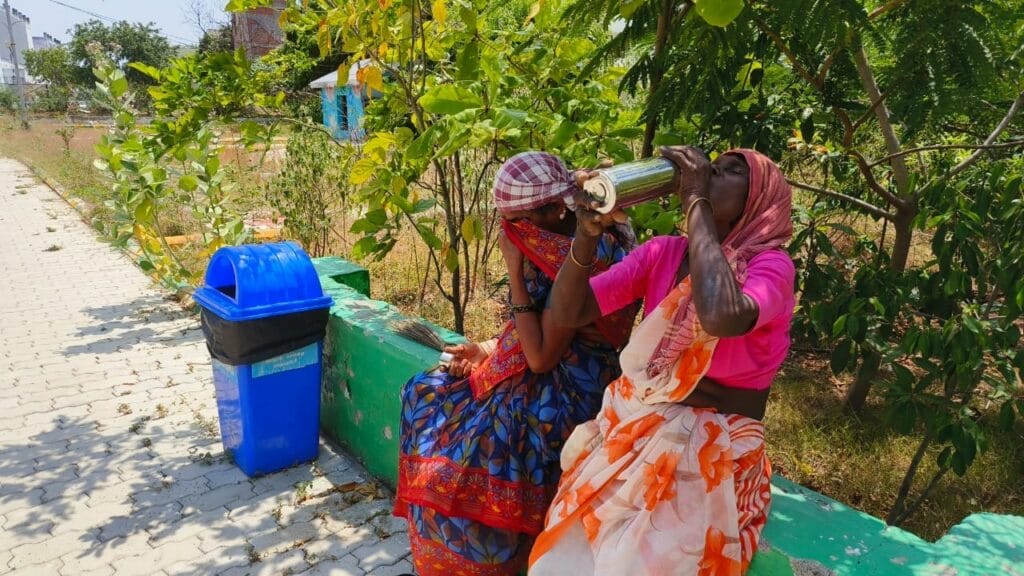 workers drinking water