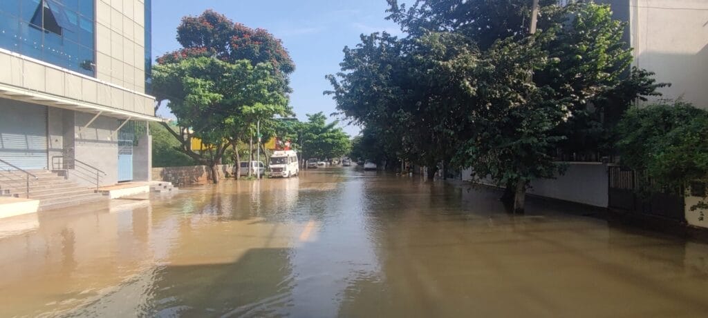 flood in a bengaluru neighbourhood. 