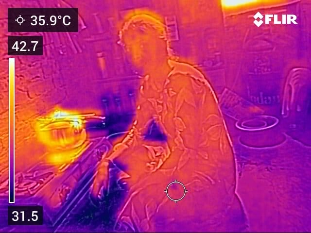 Surface temperatures in an informal kitchen space in Delhi's Sunder Nagri, as captured by a thermal camera.
